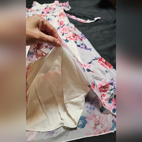 Girls Poppies & Roses Cute Maxi Dress Sz Medium White Floral Off Shoulder - Picture 7 of 9